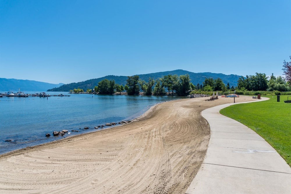 Photo of Others in Sandpoint