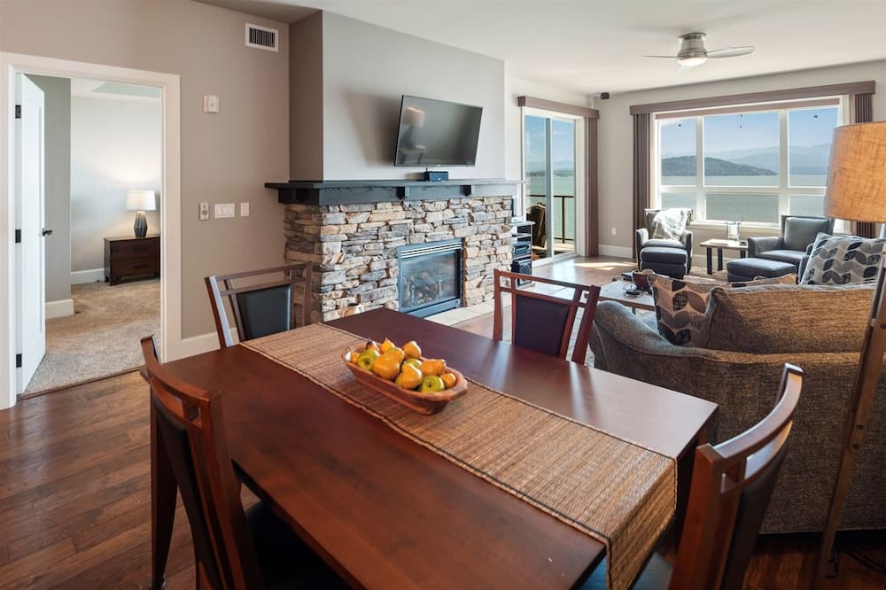Photo of Bedroom in Sandpoint