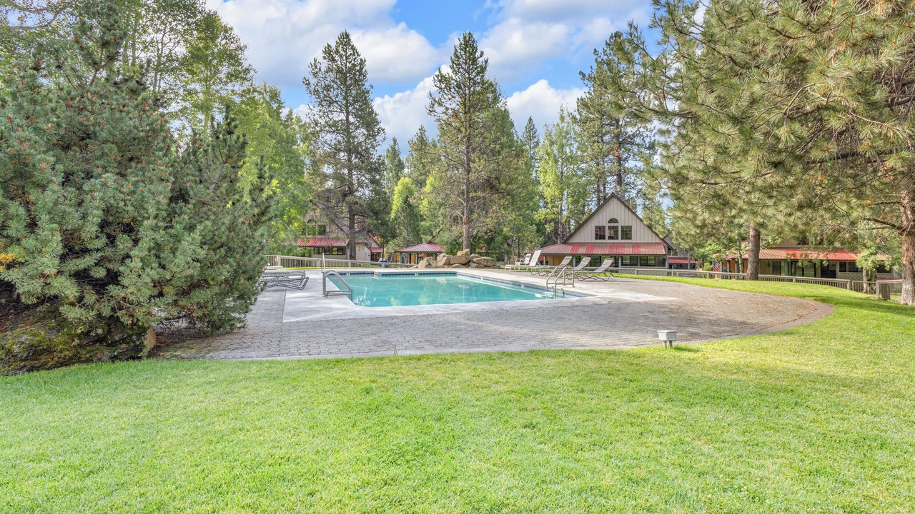 Photo of Outdoor in Sunriver