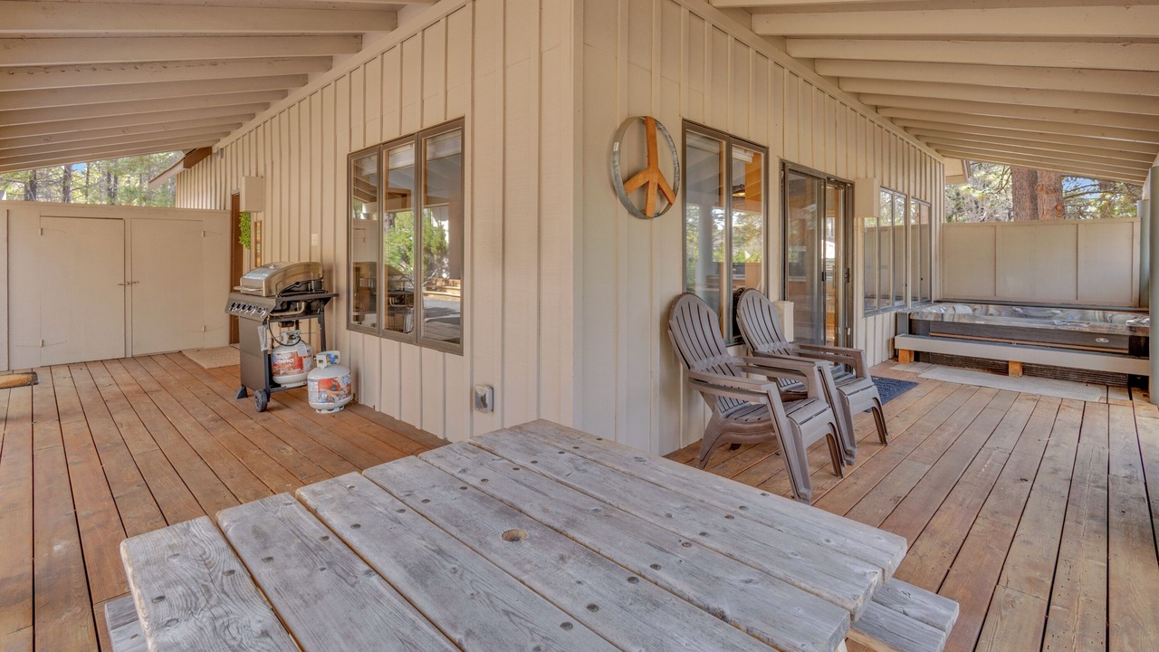 Photo of Patio Balcony in Sunriver