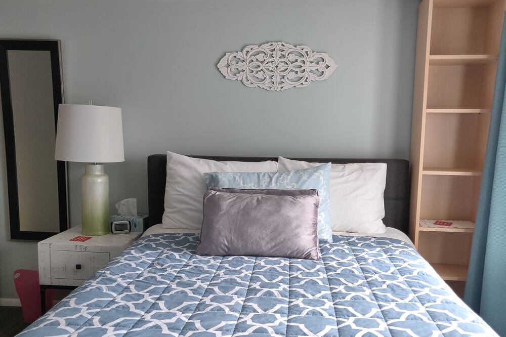 Photo of Bedroom in Corvallis