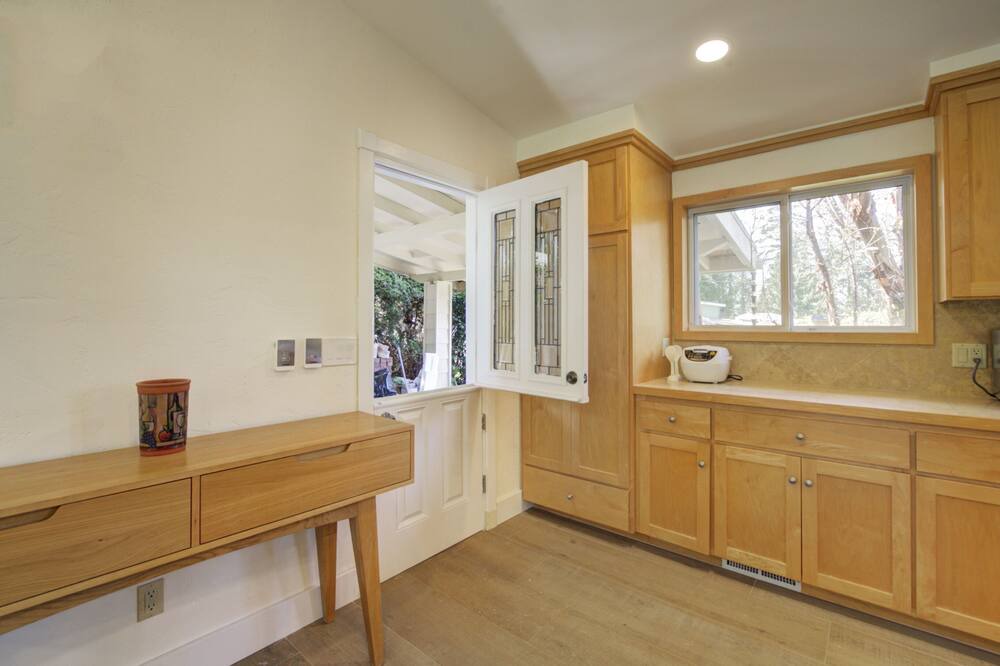 Photo of Others in Mercer Island