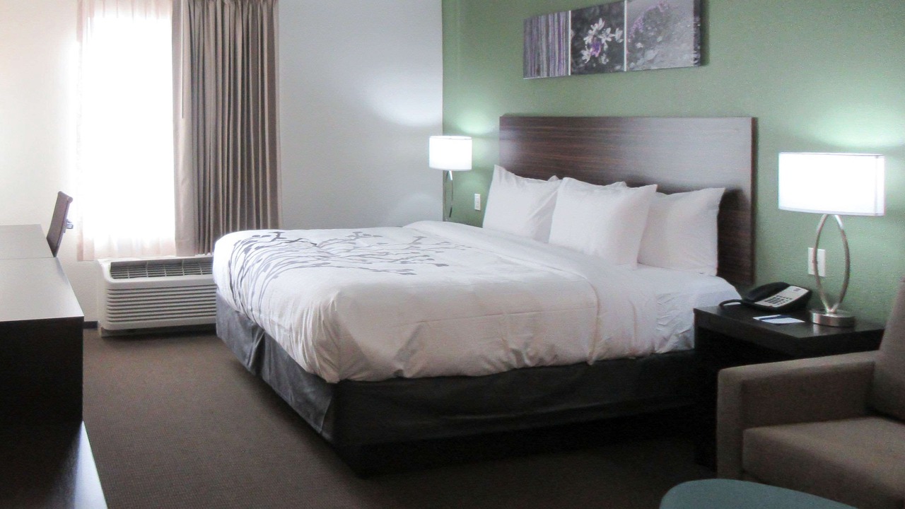 Photo of Bedroom in Chiloquin