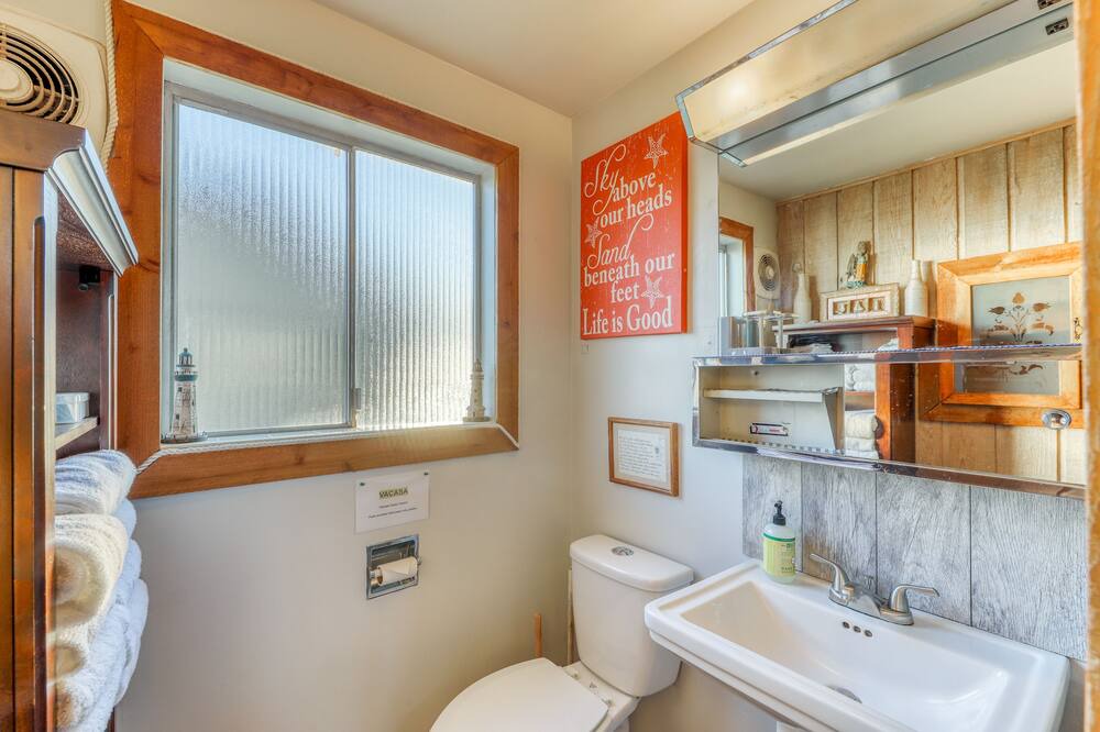 Photo of Bedroom in Clinton