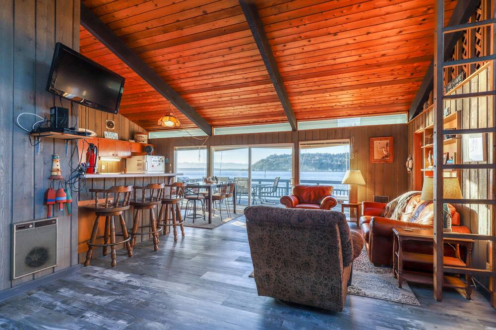 Photo of Livingroom in Clinton