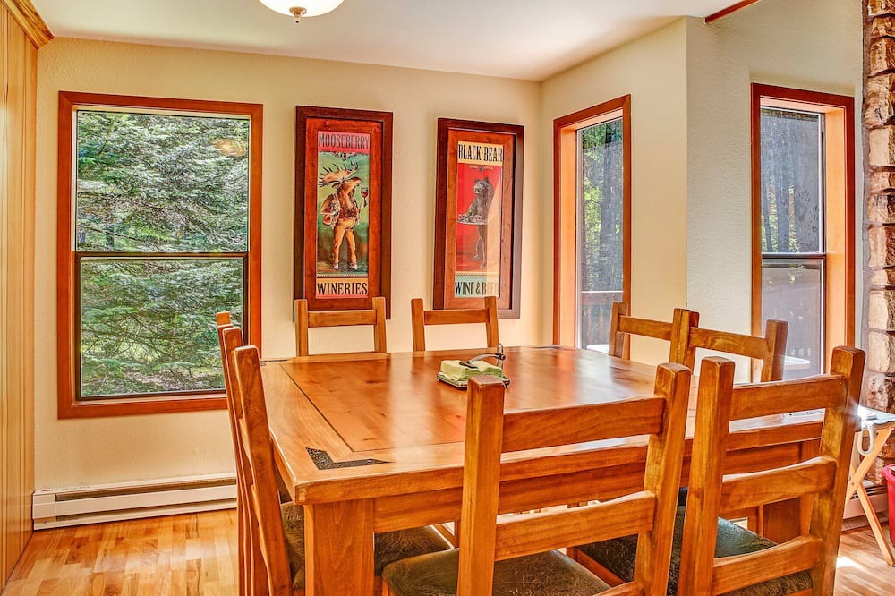 Photo of Kitchen in Enumclaw