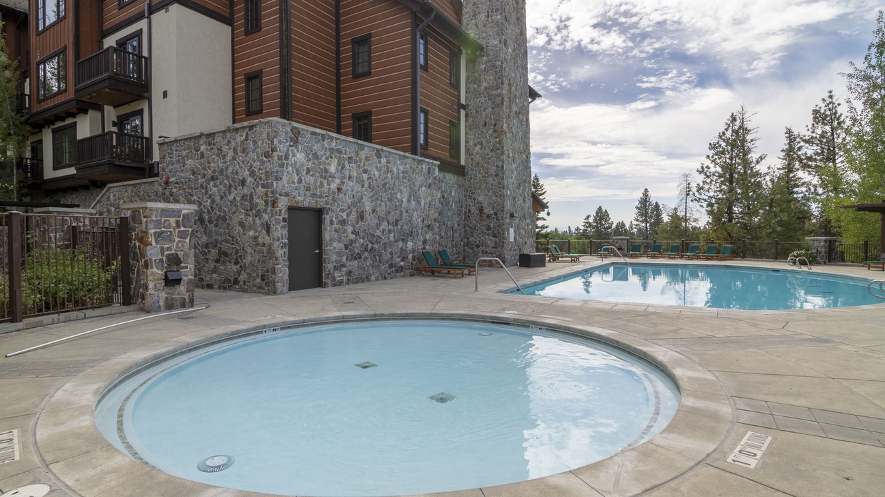 Photo of Outdoor in Tamarack
