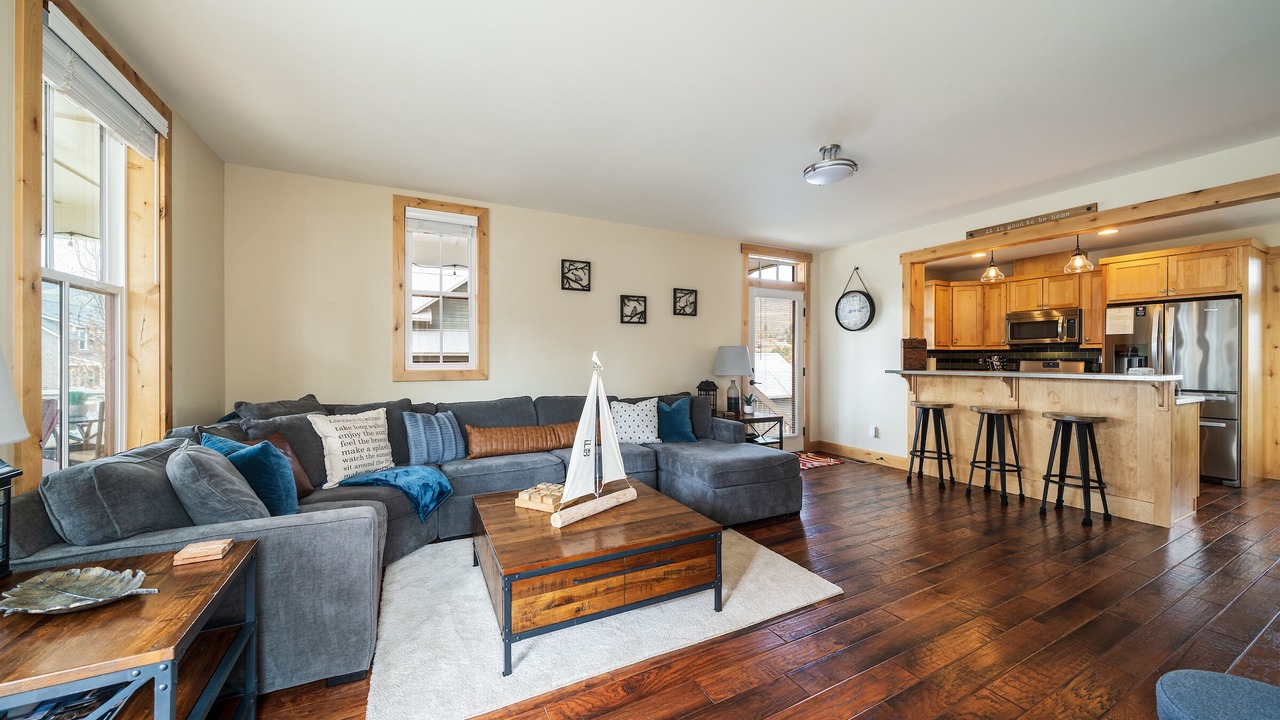 Photo of Livingroom in Chelan