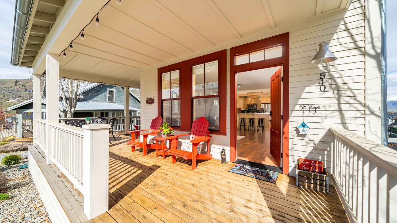 Photo of Patio Balcony in Chelan