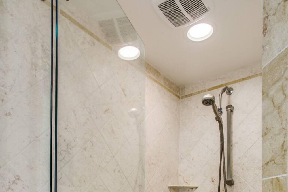 Photo of Bathroom in Mercer Island