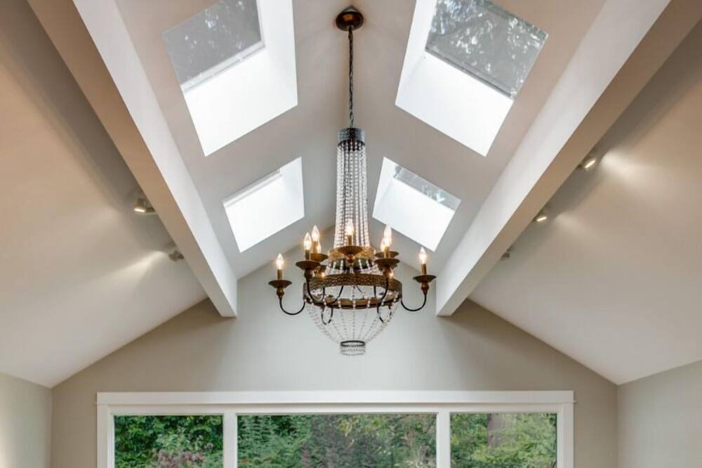 Photo of Livingroom in Mercer Island