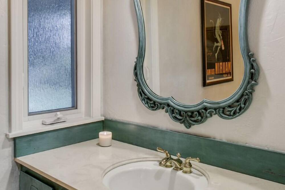 Photo of Bathroom in Mercer Island