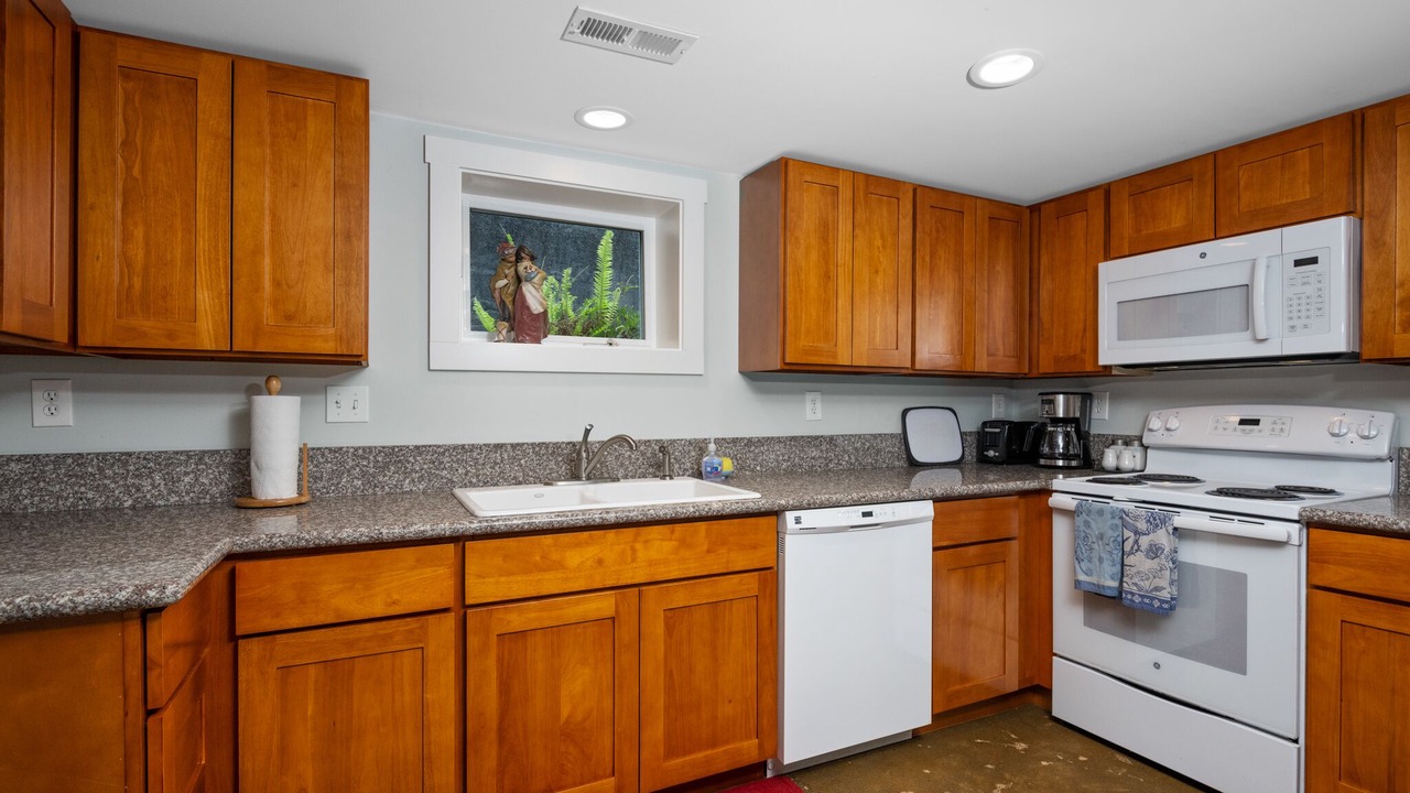 Photo of Kitchen in Hosford-Abernethy