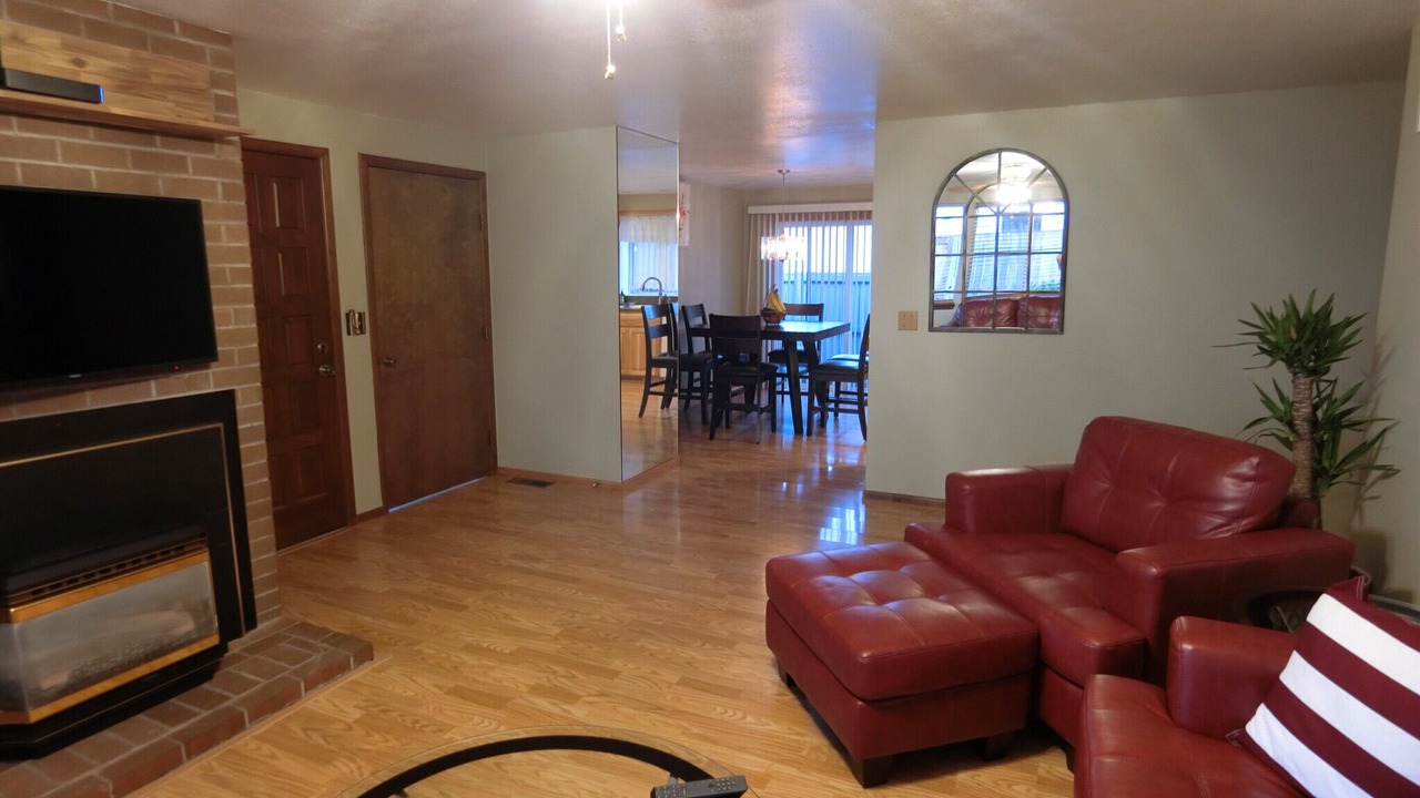 Photo of Livingroom in Albany
