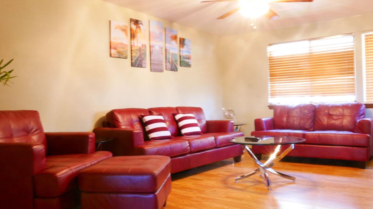 Photo of Livingroom in Albany