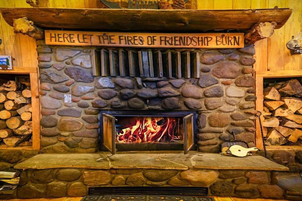 Photo of Livingroom in Fort Klamath