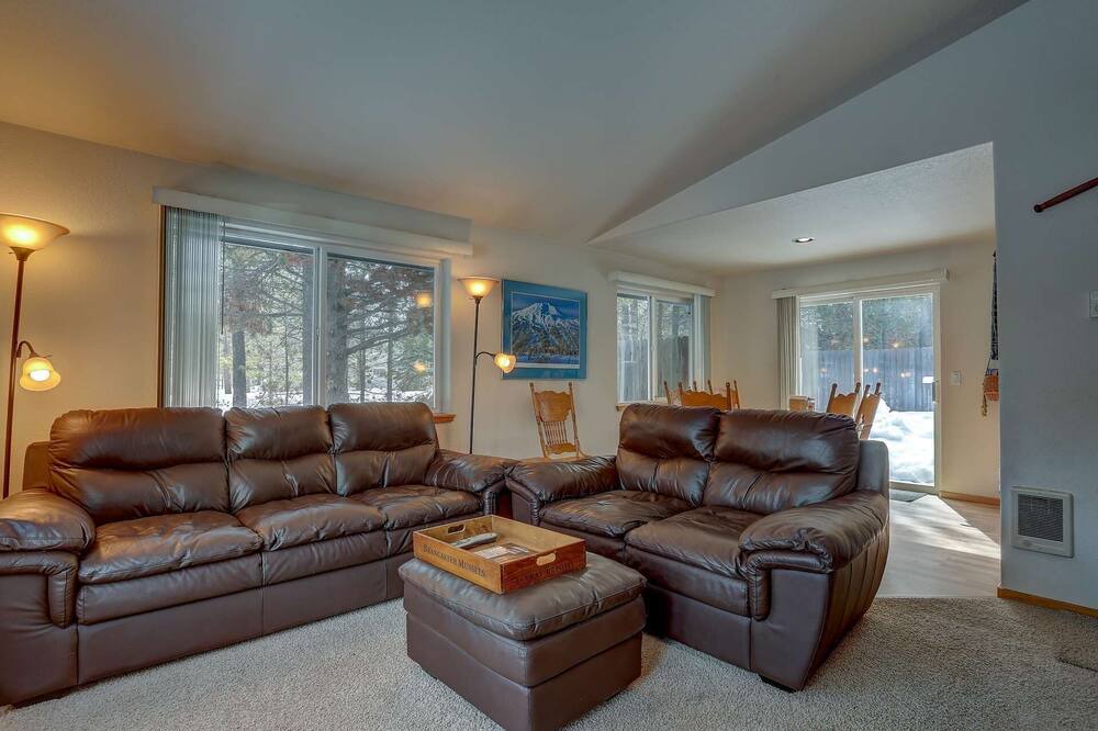 Photo of Bedroom in Three Rivers