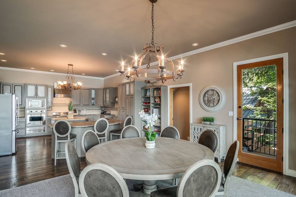 Photo of Bedroom in Sandpoint