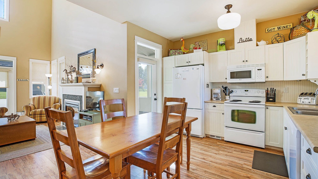 Photo of Livingroom in Oroville