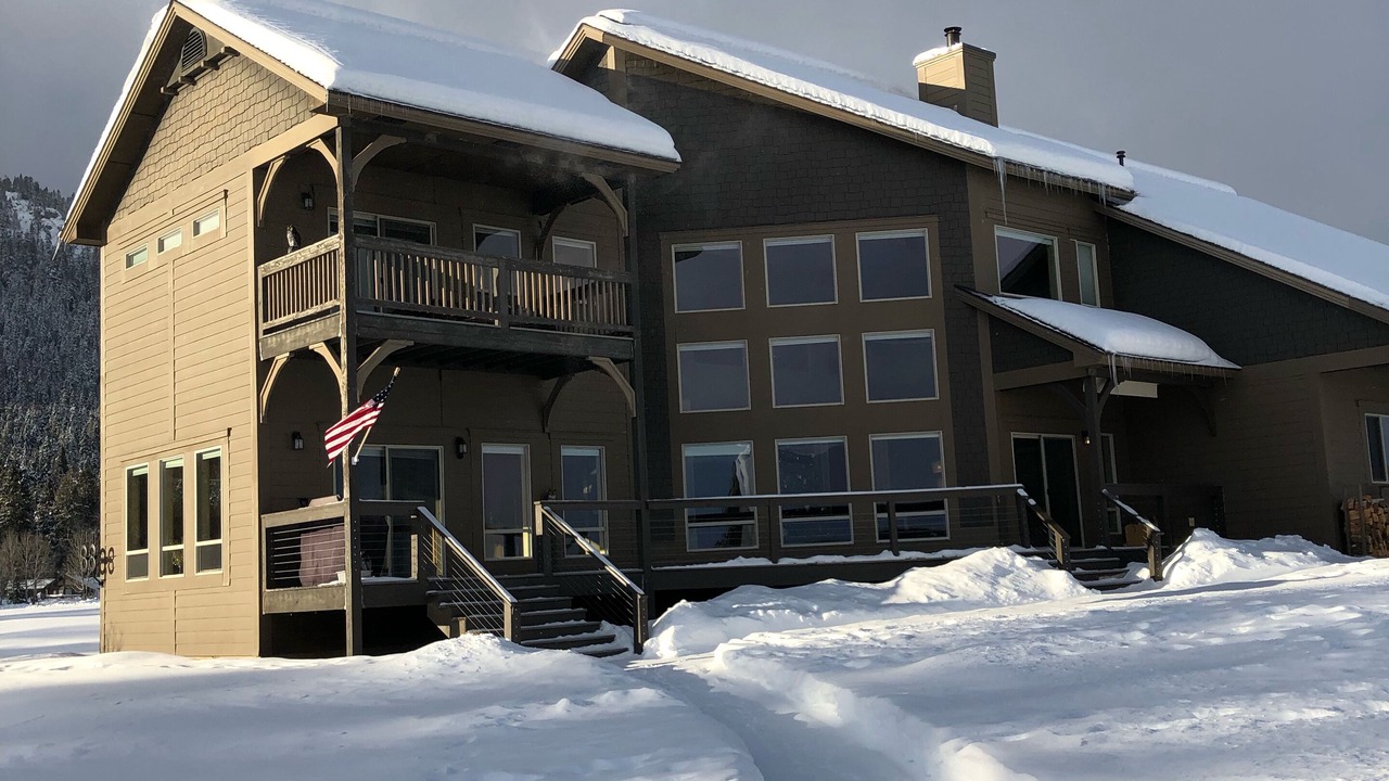 Photo of Outdoor in Tamarack