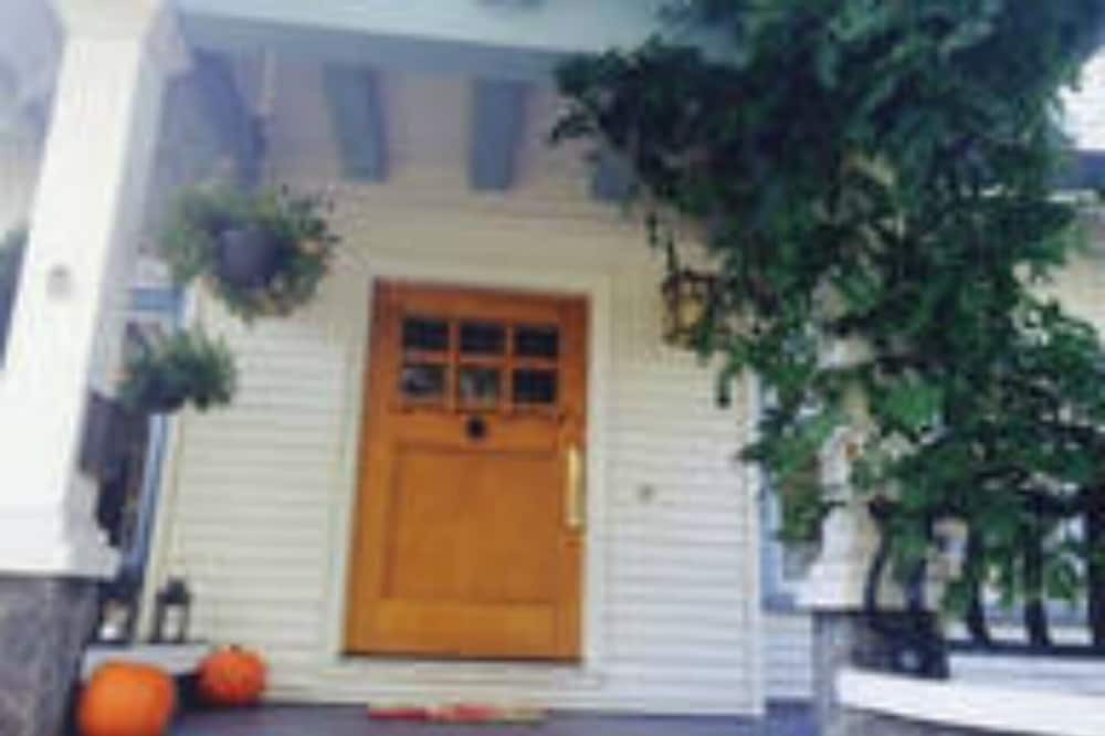 Photo of Outdoor in Laurelhurst
