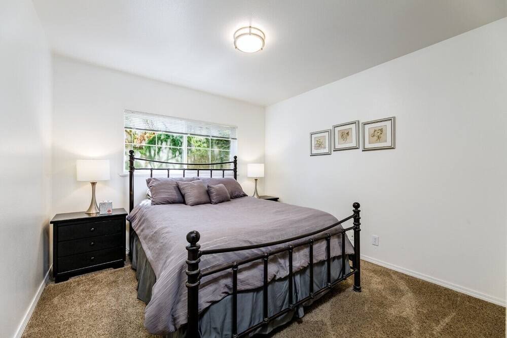 Photo of Bedroom in Franklin - Randolph