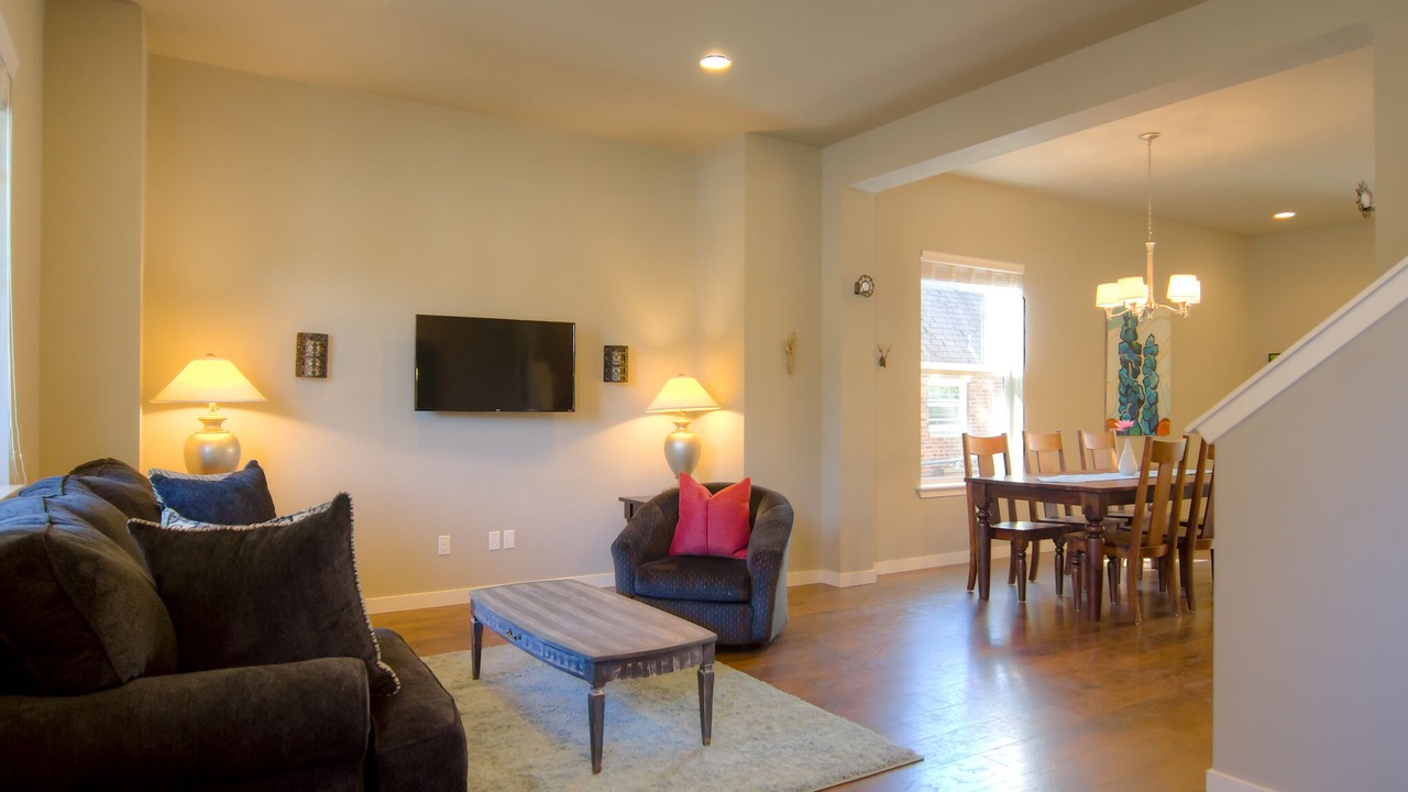 Photo of Livingroom in Central Tacoma