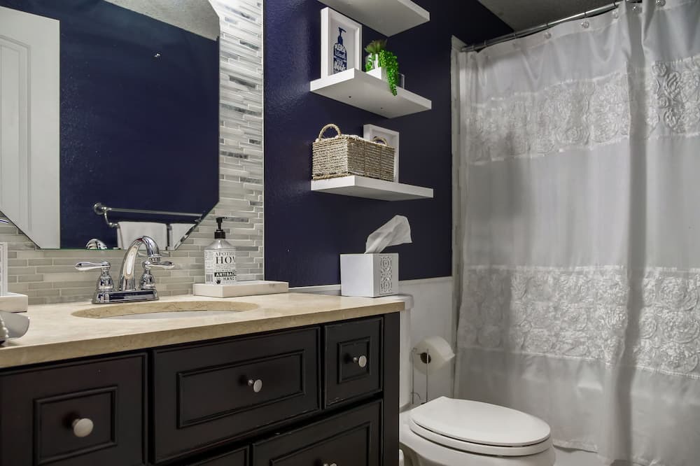 Photo of Bathroom in Gresham