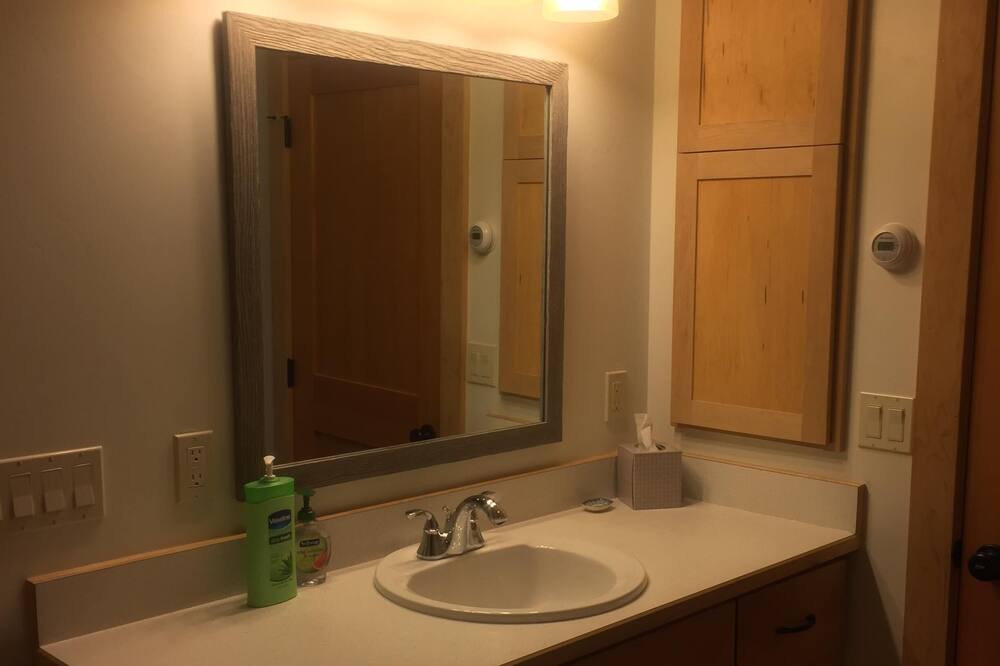 Photo of Bathroom in Stanley