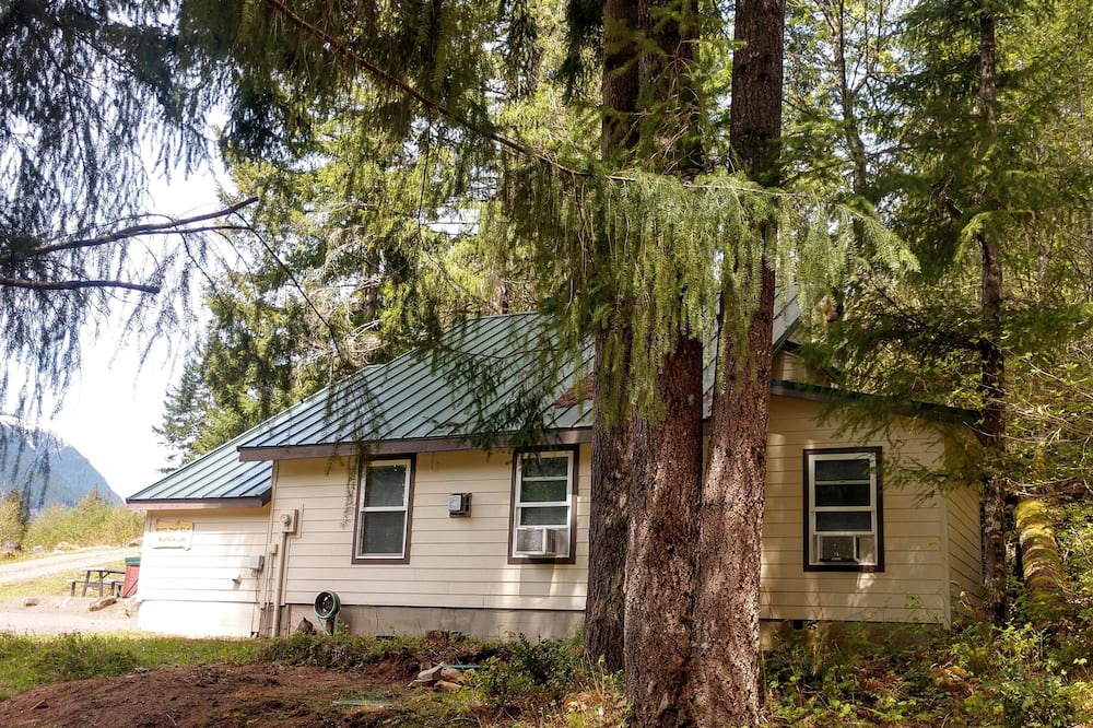 Photo of Others in Packwood