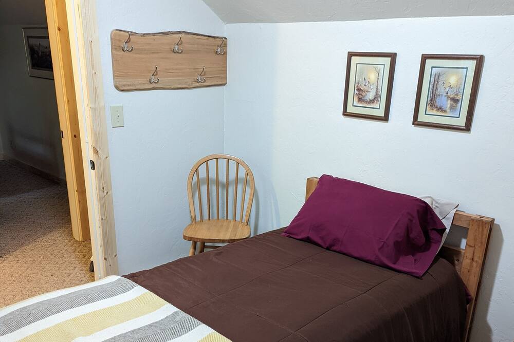 Photo of Others in Packwood
