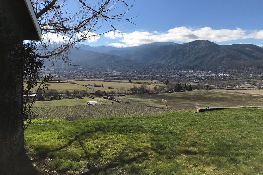 Photo of Others in Ashland