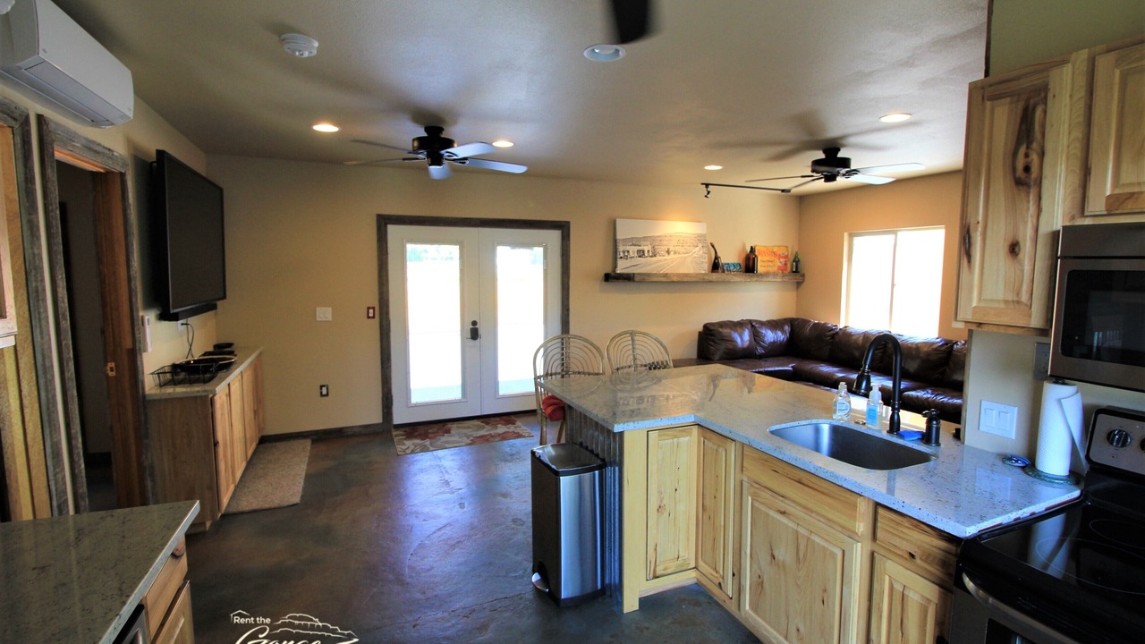 Photo of Kitchen in Sunland Estates