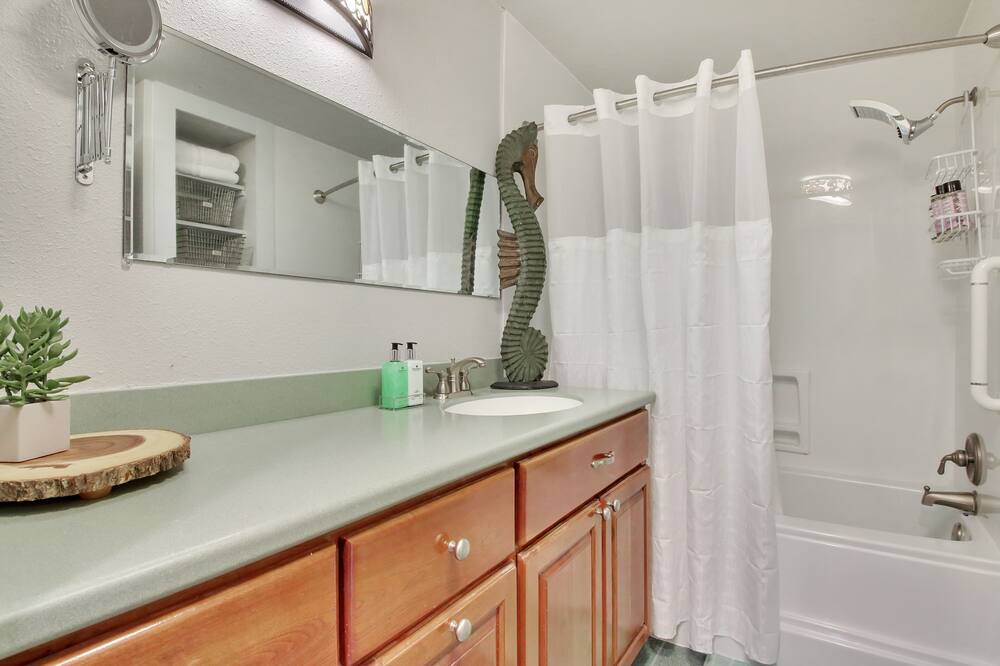 Photo of Bathroom in University Place