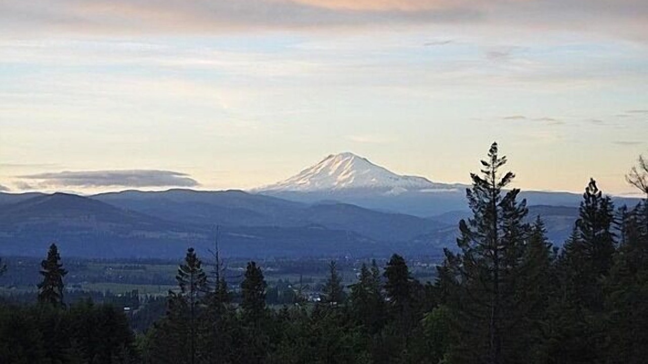 Photo of Others in Hood River
