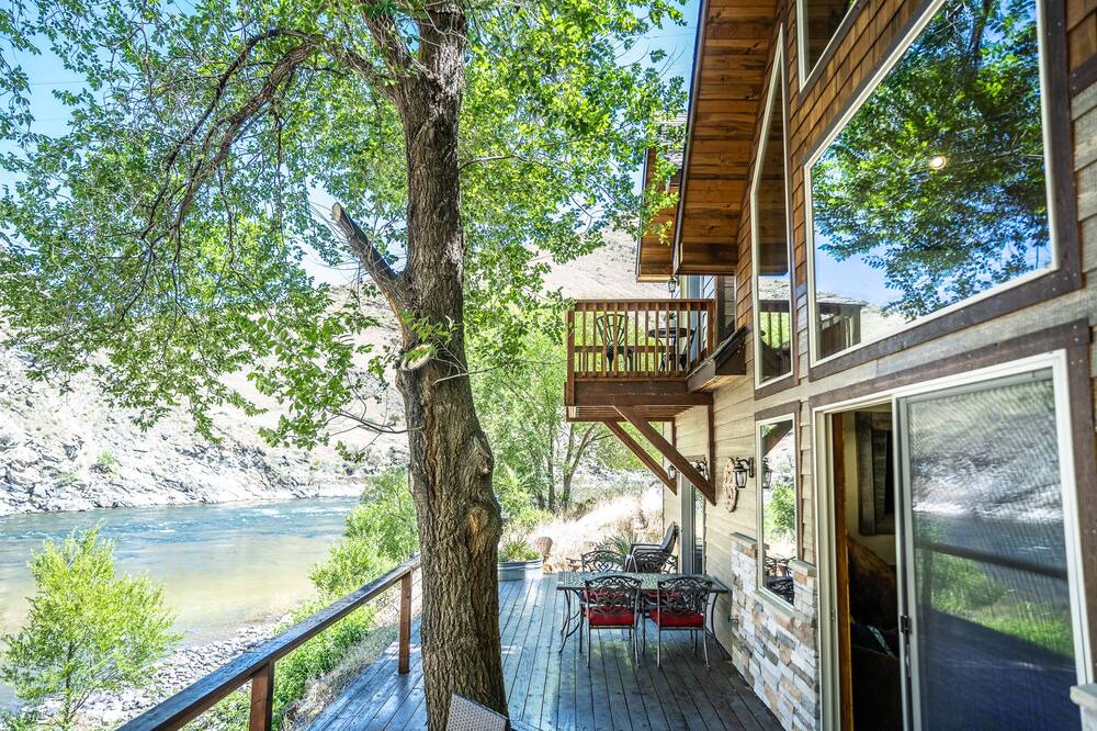 Photo of Patio Balcony in Riggins