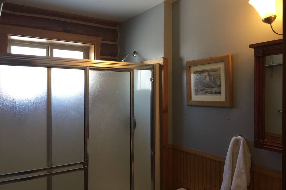 Photo of Bedroom in Stanley