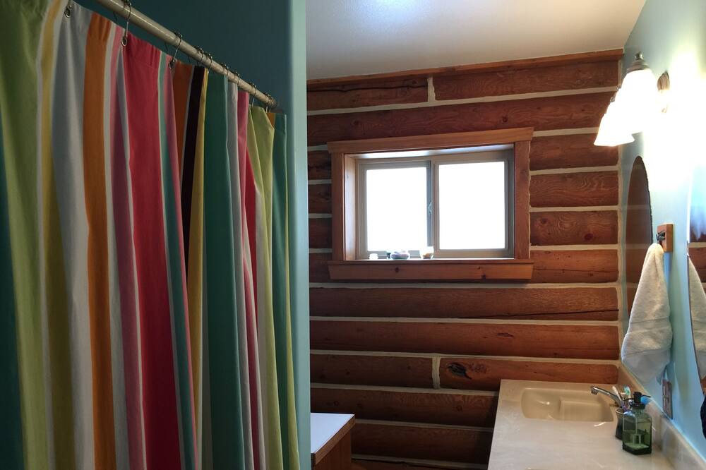 Photo of Bathroom in Stanley