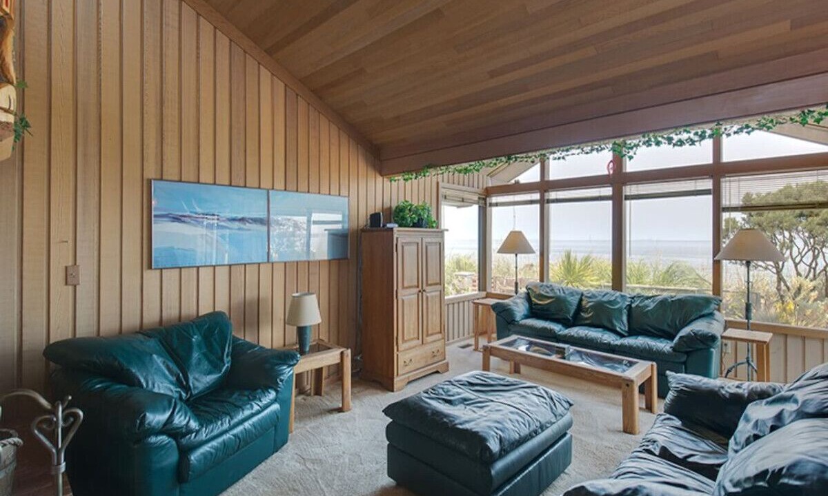 Photo of Livingroom in Sequim
