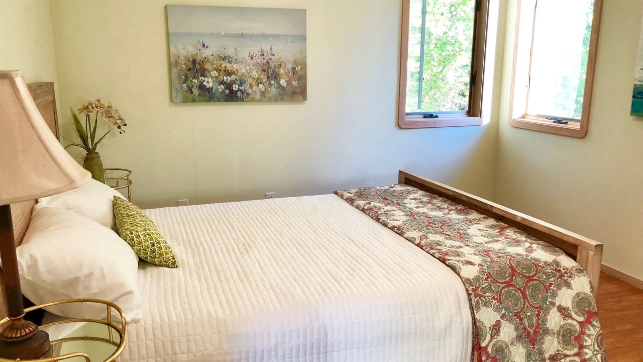 Photo of Bedroom in Sandpoint