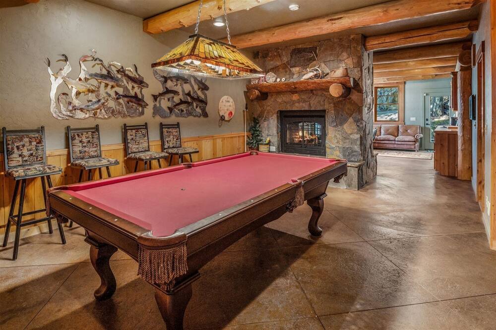 Photo of Livingroom in Sandpoint