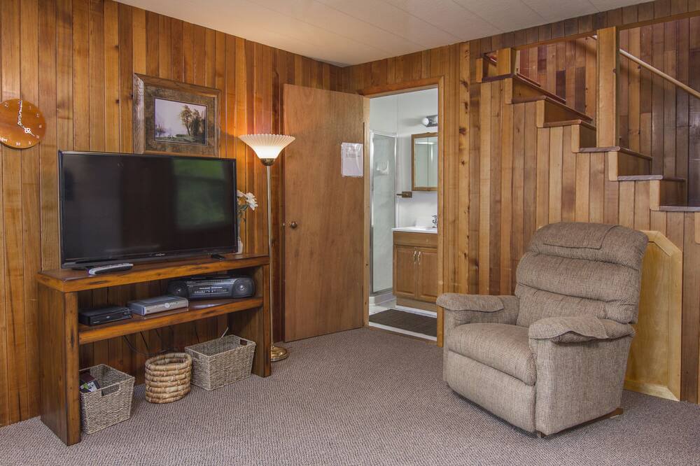 Photo of Livingroom in Hayden Lake