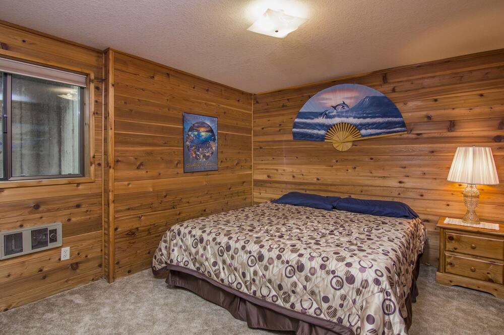 Photo of Bedroom in Hayden Lake