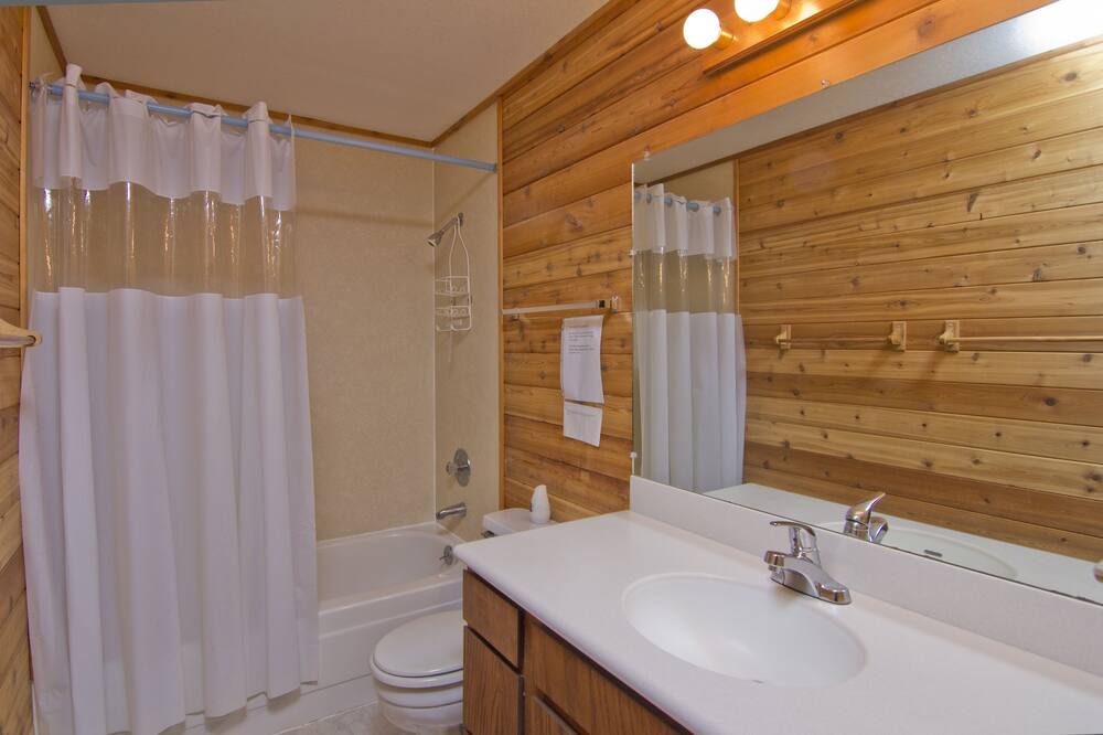 Photo of Bathroom in Hayden Lake