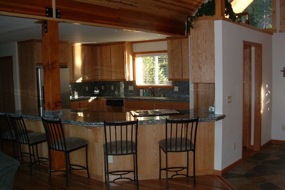 Photo of Kitchen in Crescent