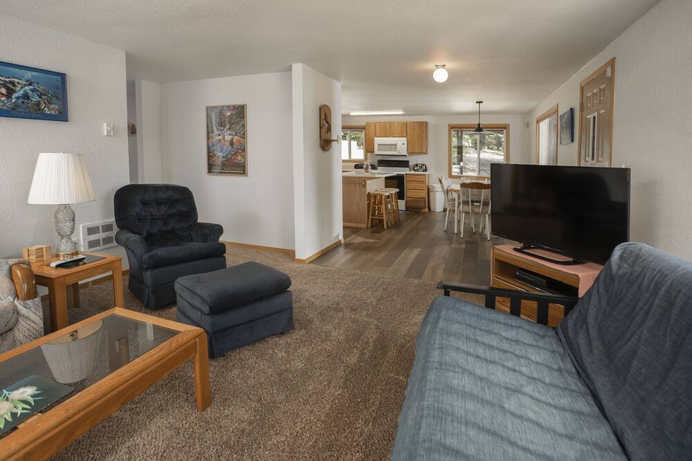 Photo of Livingroom in Hayden Lake