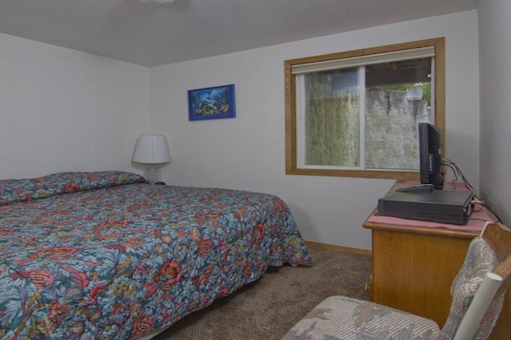 Photo of Bedroom in Hayden Lake