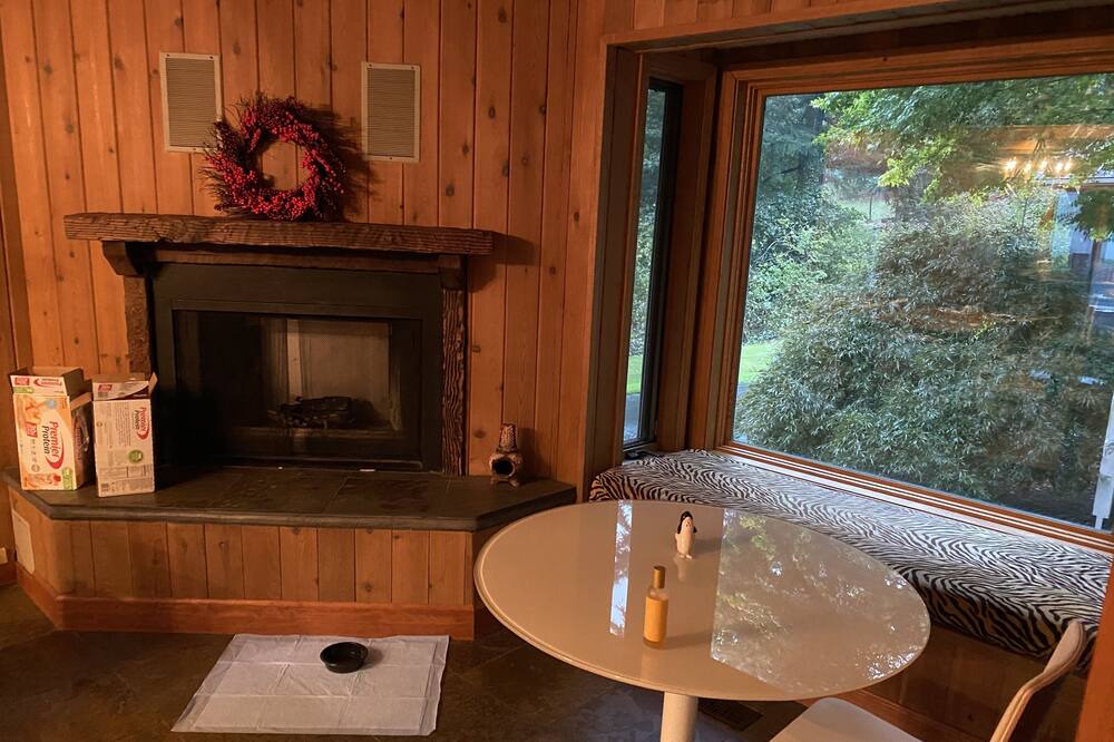 Photo of Livingroom in Newberg