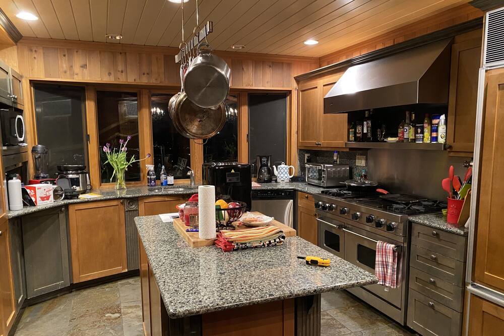 Photo of Kitchen in Newberg