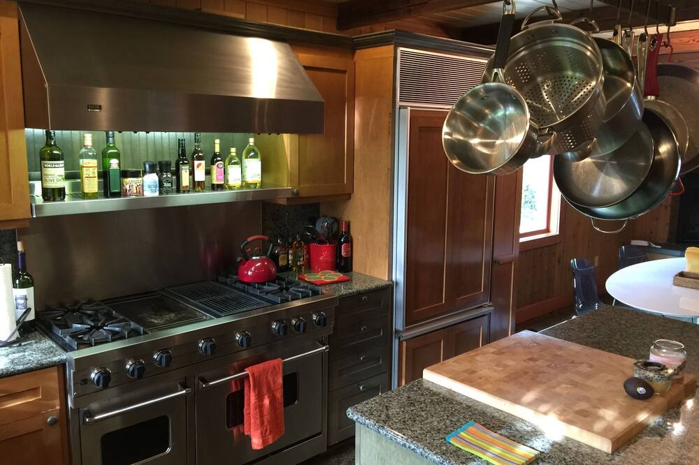 Photo of Kitchen in Newberg